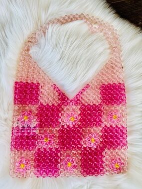 Vintage style retro beaded shoulder bag pink checkerboard